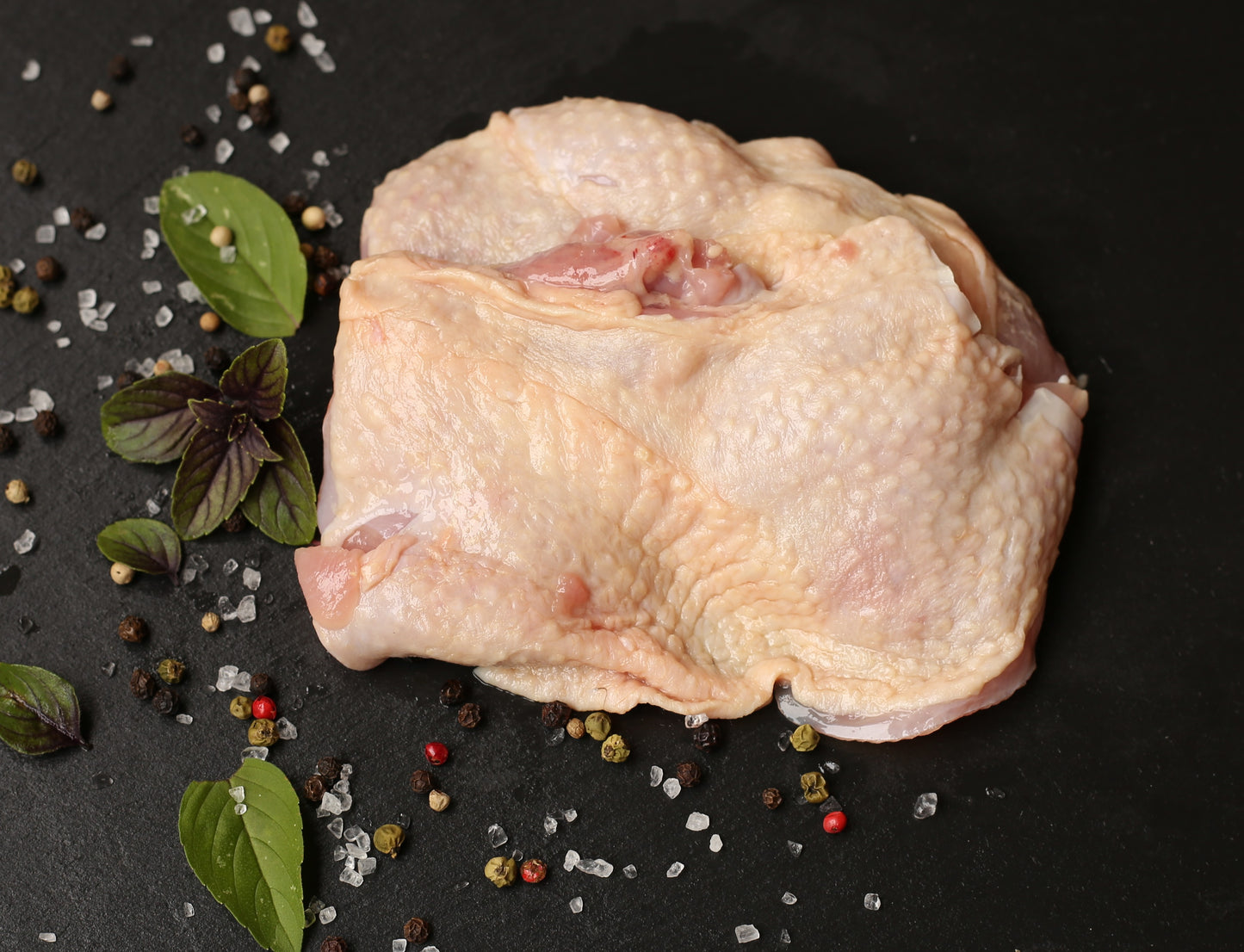 Schenkelsteak vom Schweizer Bio-Weidehuhn von Schneiders Farm