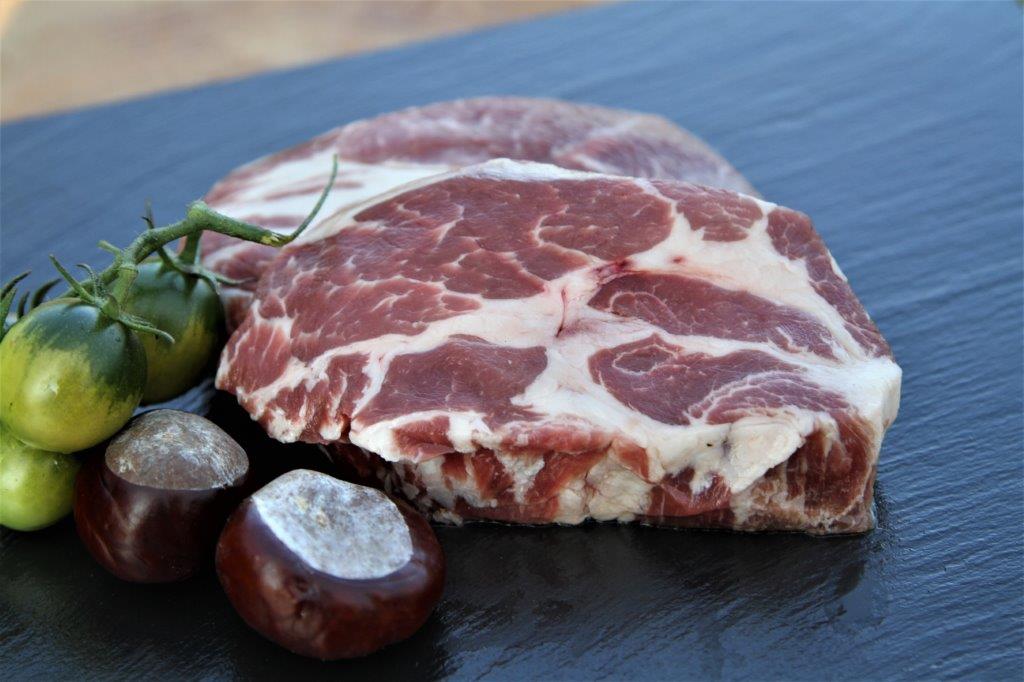 Halssteak vom Schweizer Bio-Freilandschwein von Schneiders Farm